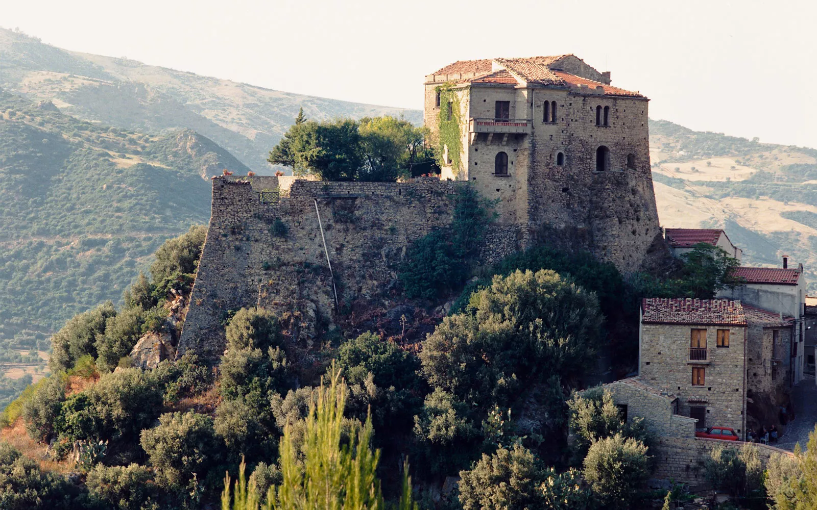 castello-isabella-morra-valsinni_destination_image_1_20231115233132-1